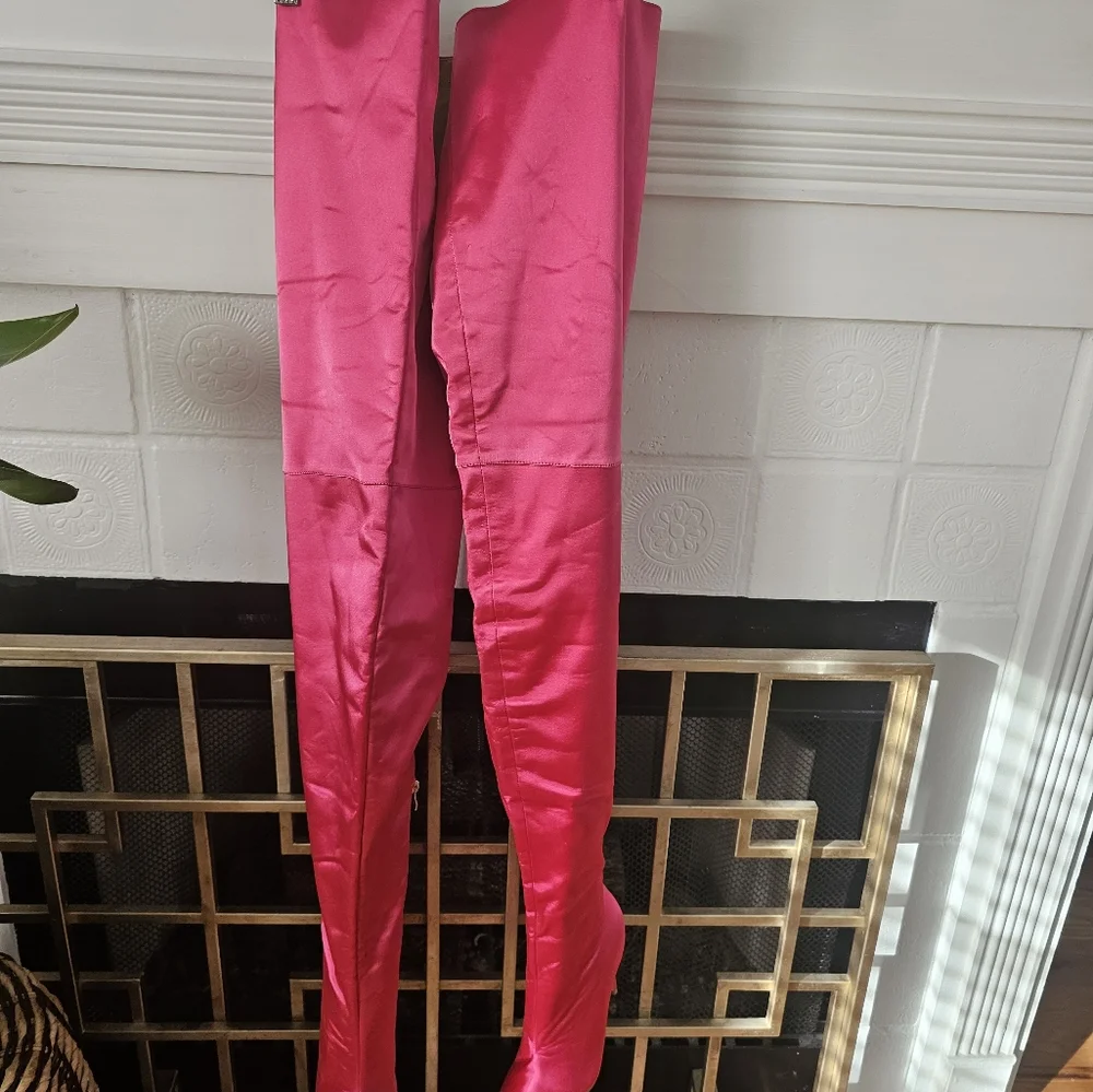 Waist high boots - Picture 8 of 8